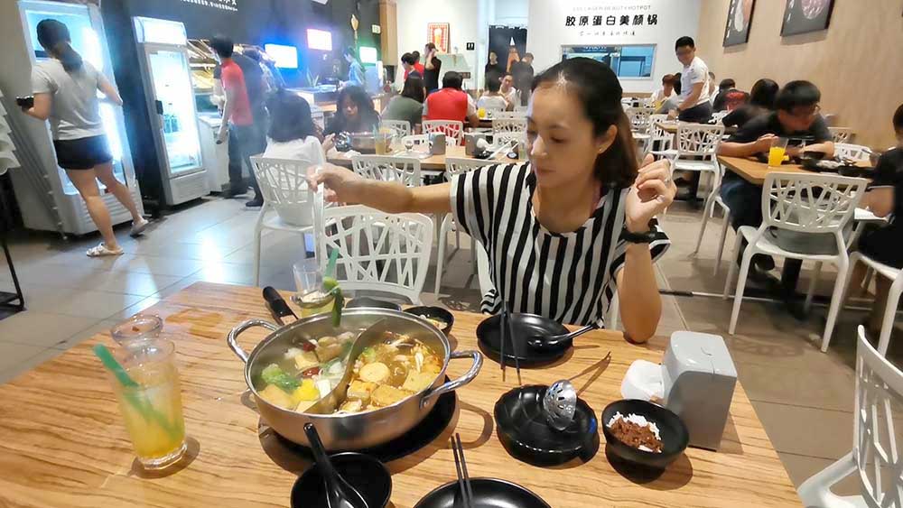 Possibly The Best Hotpot Soup In Jb 四大美人锅物 Collagen Beauty Hotpot The Johor Life